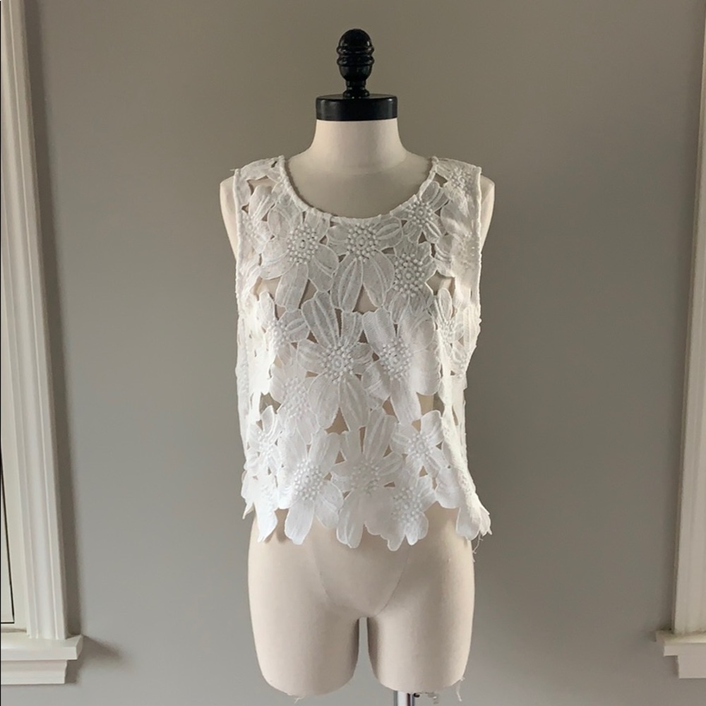Crotchet Cropped Tank